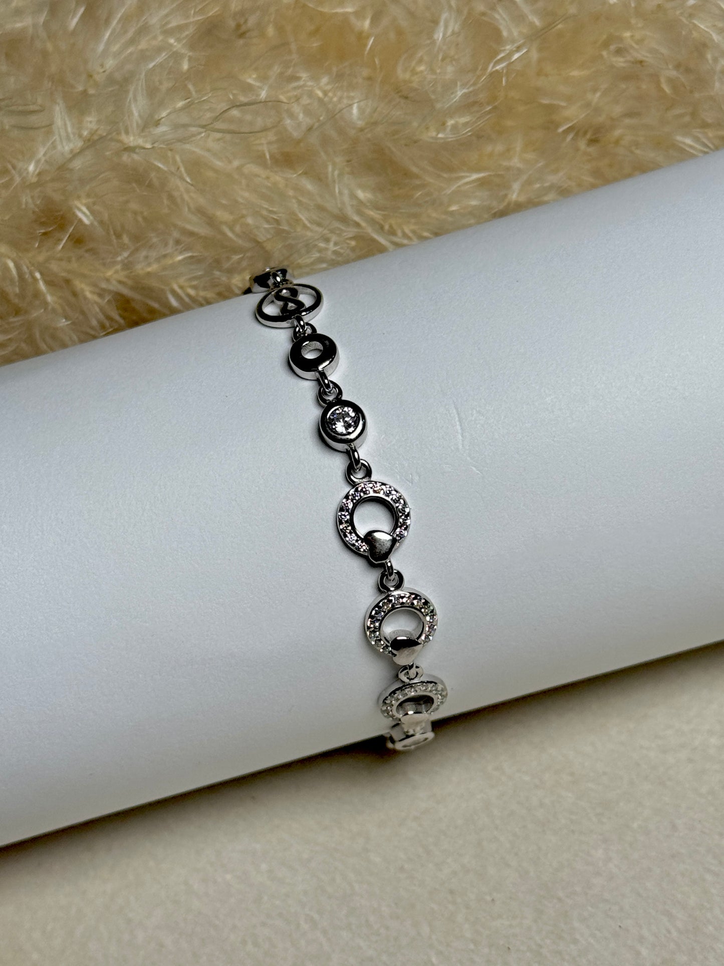 The Rilo 925 Sterling Silver Bracelet