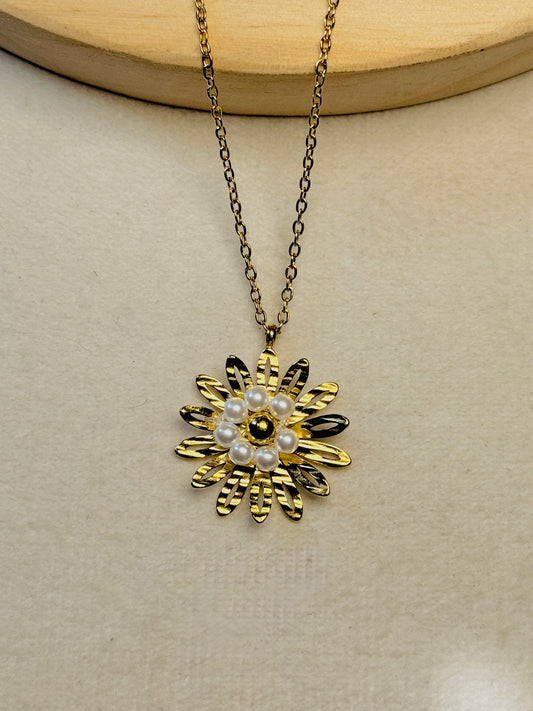 Blooming Flower with Pearl Detailing Pendant